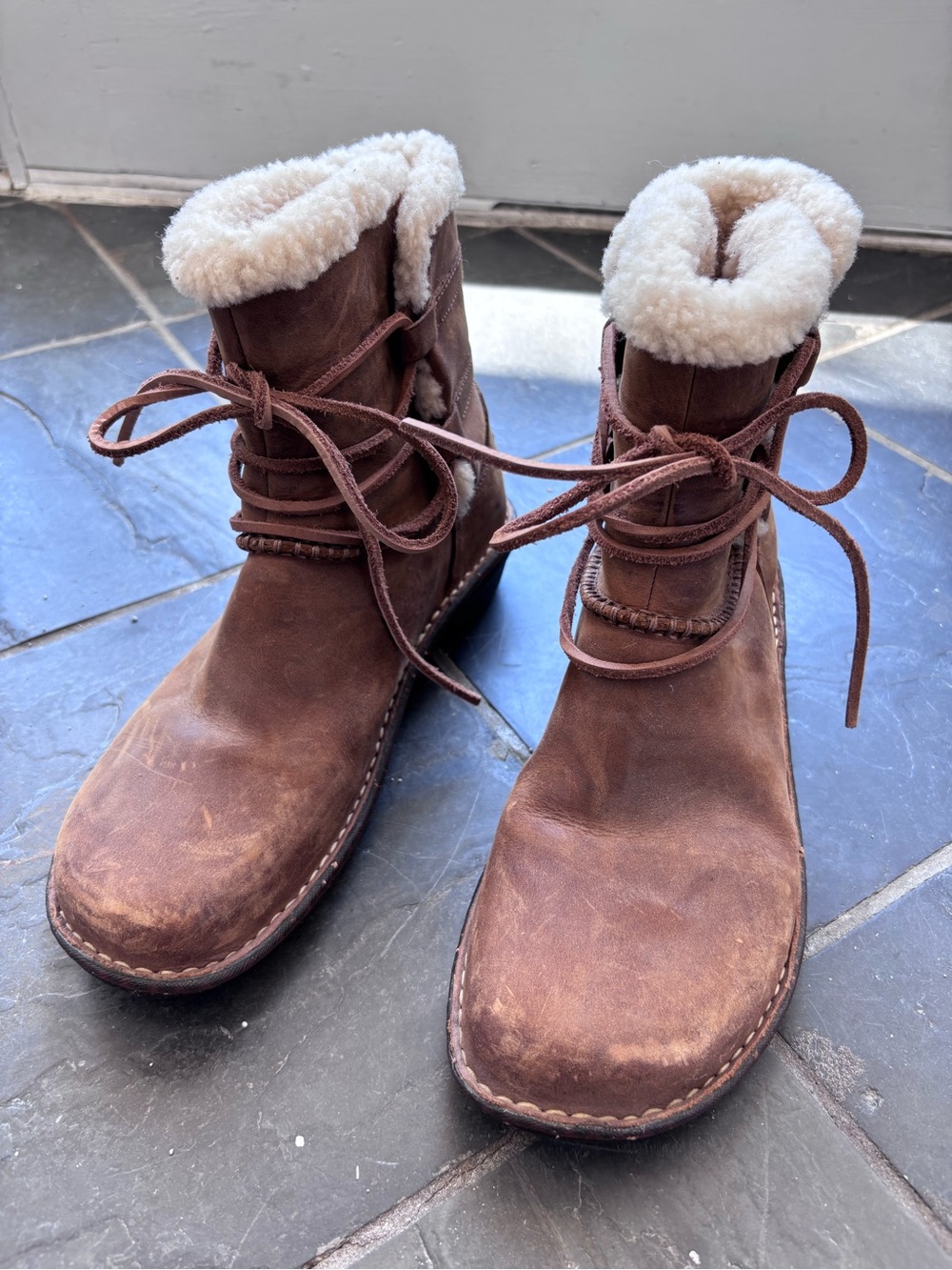 Women’s Ugg caspia brown 10 boho cozy festival Lagenlook